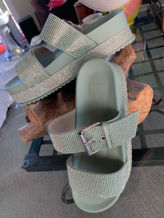 Cape Robbin Shoes - NEW Cape Robbin Praise Footbed Platform Strappy Rhinestone Sandals Size 8